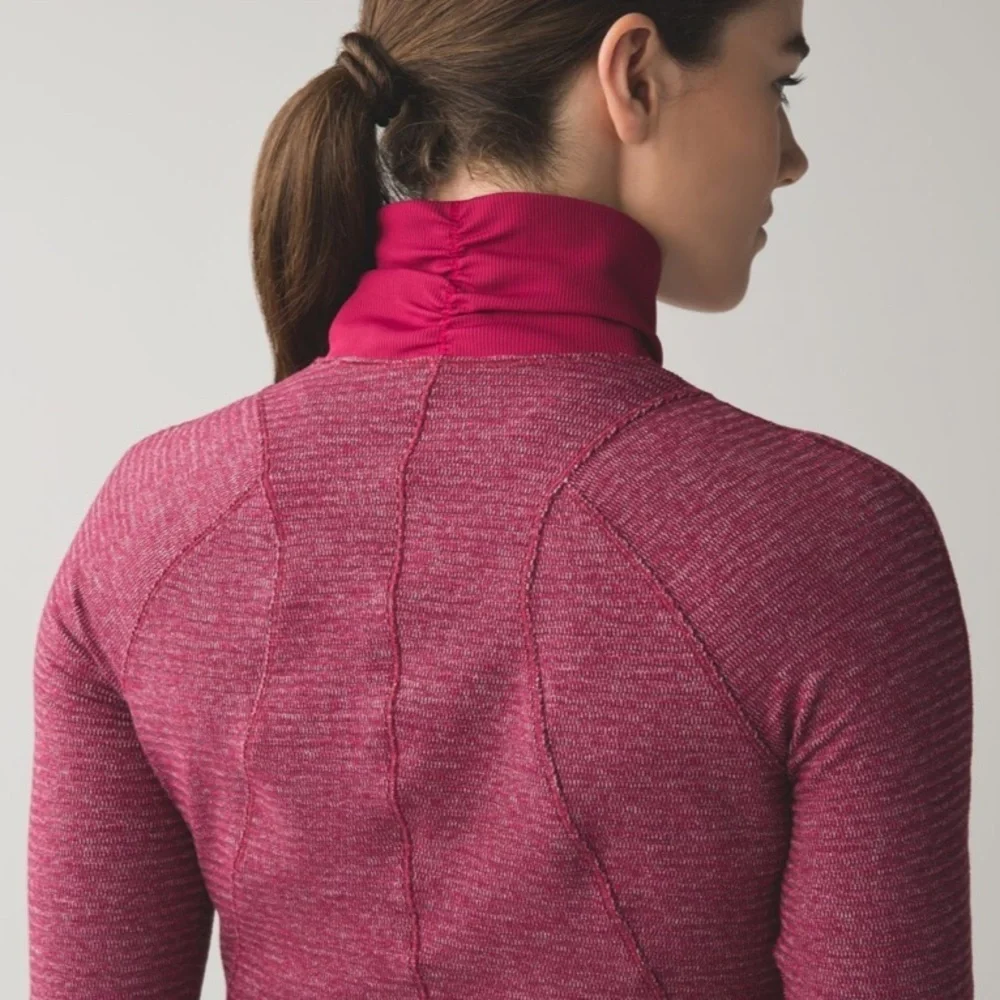 LULULEMON - Runderful 1/2 Zip - Picture 3 of 12